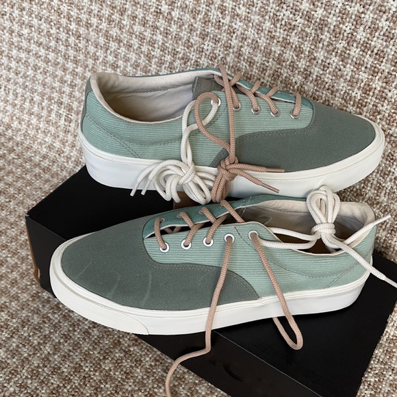 Converse Skid Grip OX Oil Green/Malachite Green MEN`S - Picture 11 of 16